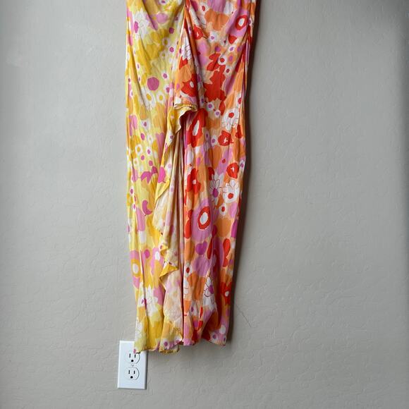 Rixo Ariel Floral Colorblock Ruffled V-Neck Short Sleeve Cocktail Maxi Dress 10 - Picture 4 of 10